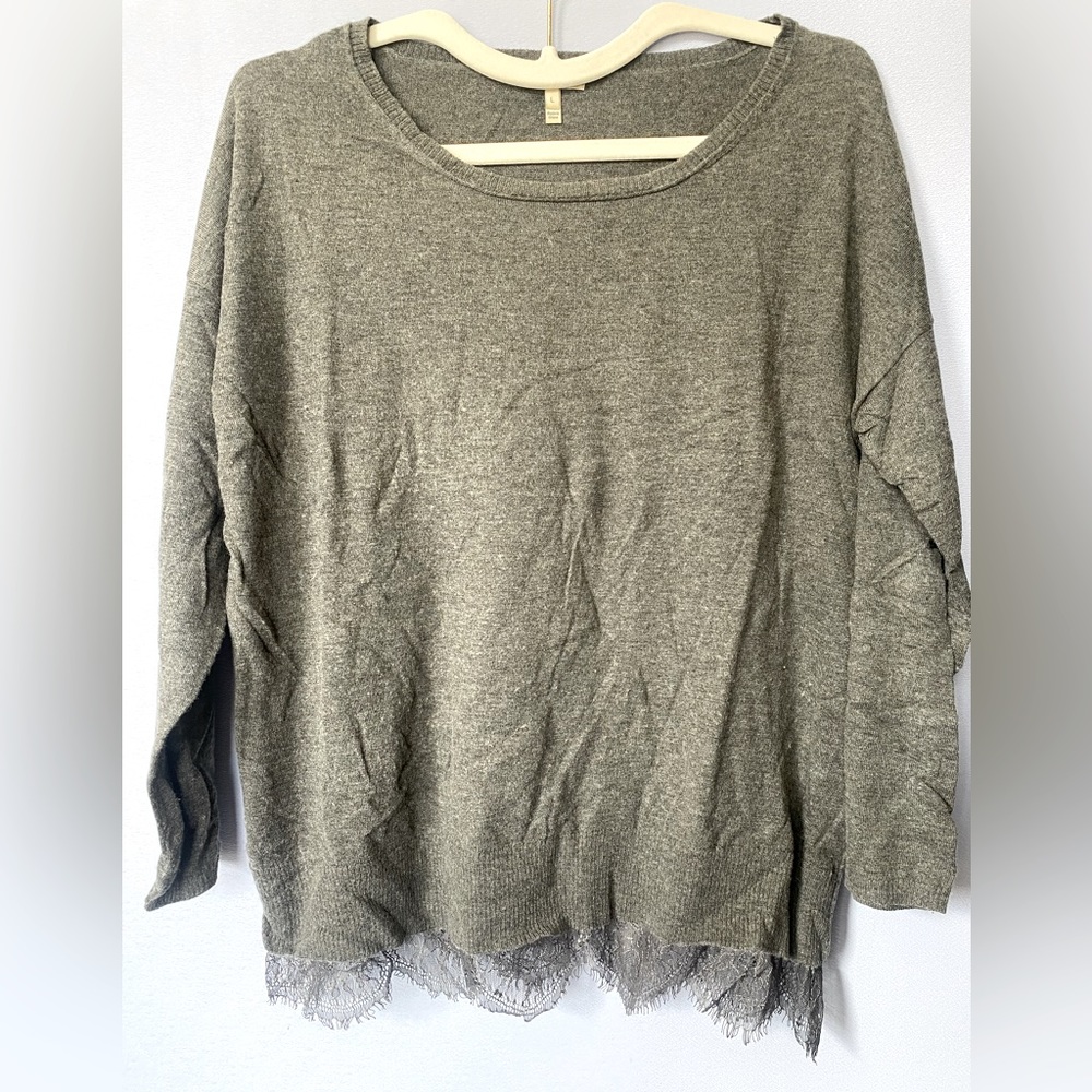 Joie sweater in size L